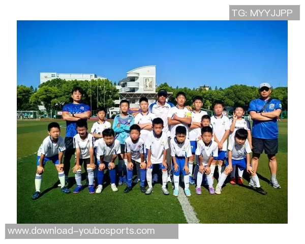 未来杯足球:探索新一代足球赛事的创新与发展趋势 未来杯足球:探索新一代足球赛事的创新与发展趋势